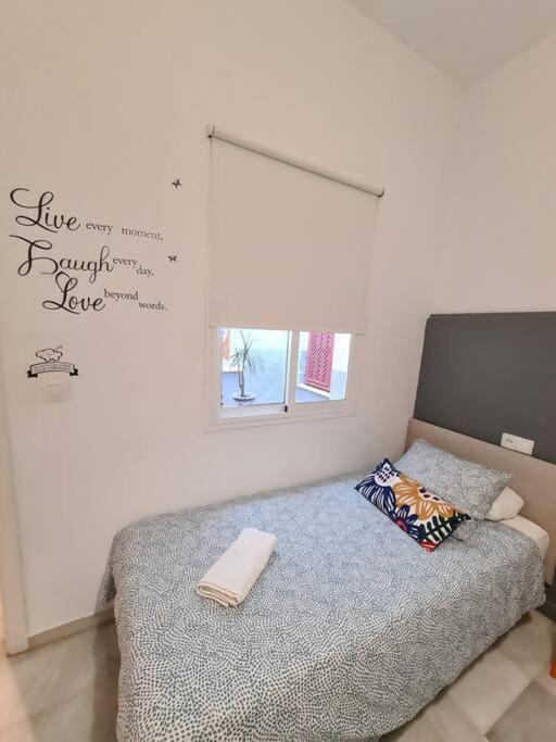 C Palacio Parking Segun Disponibilidad 塞维利亚 外观 照片